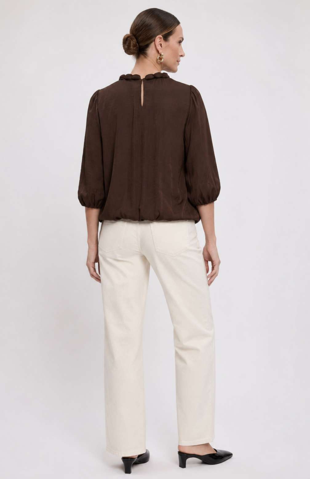 Billowy w/Round Neckline Accent Top