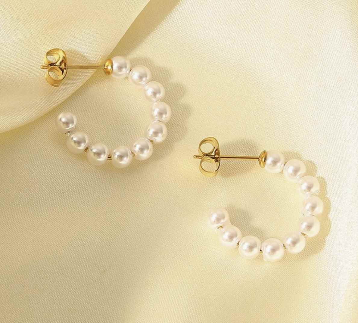 Pearl C-Shaped Elegant Stud Earrings