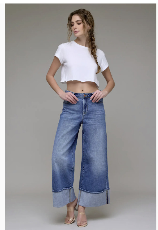 Super Wide Leg with cuffed Hem