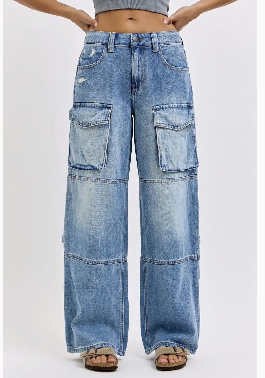 Mid Waist Y2K Skater