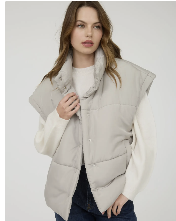 Oversized Snap Button Puffer