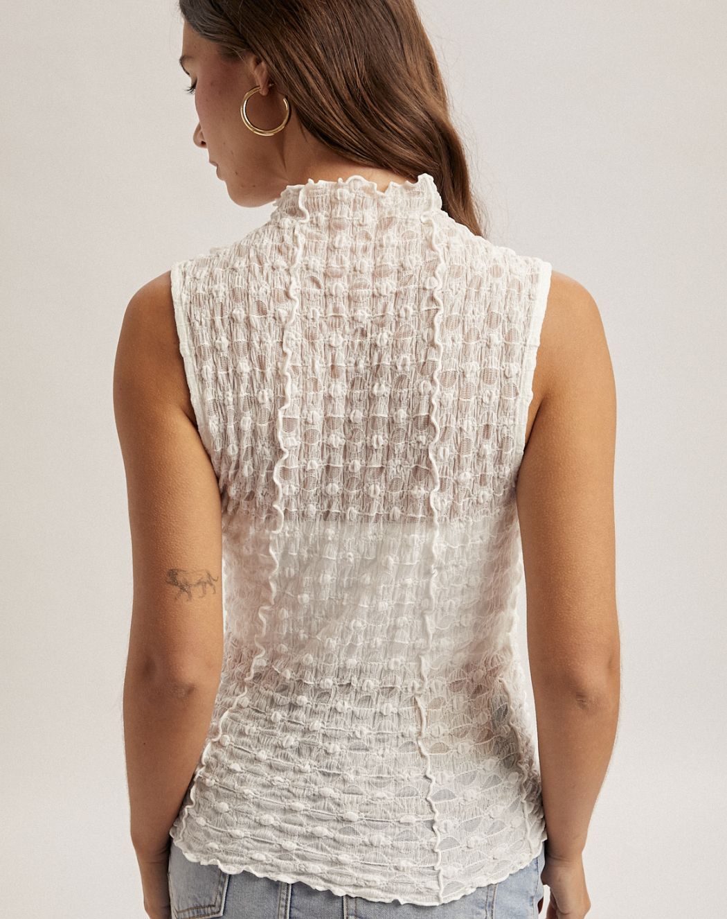 Sleeveless Lettuce Trim Lace Top