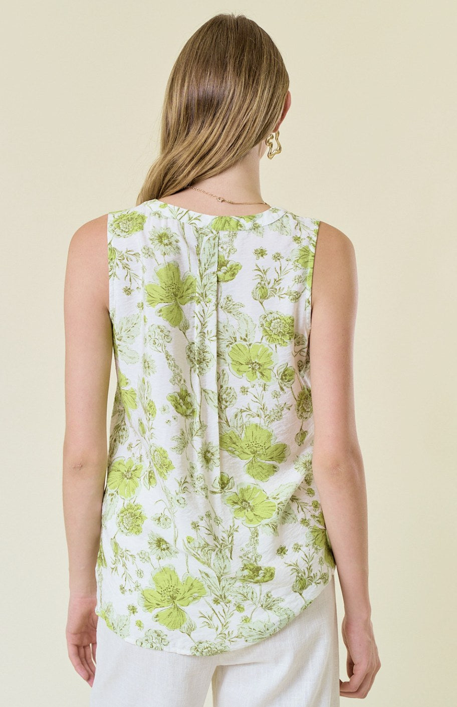 Split Neck Collar Sleeveless Shirt