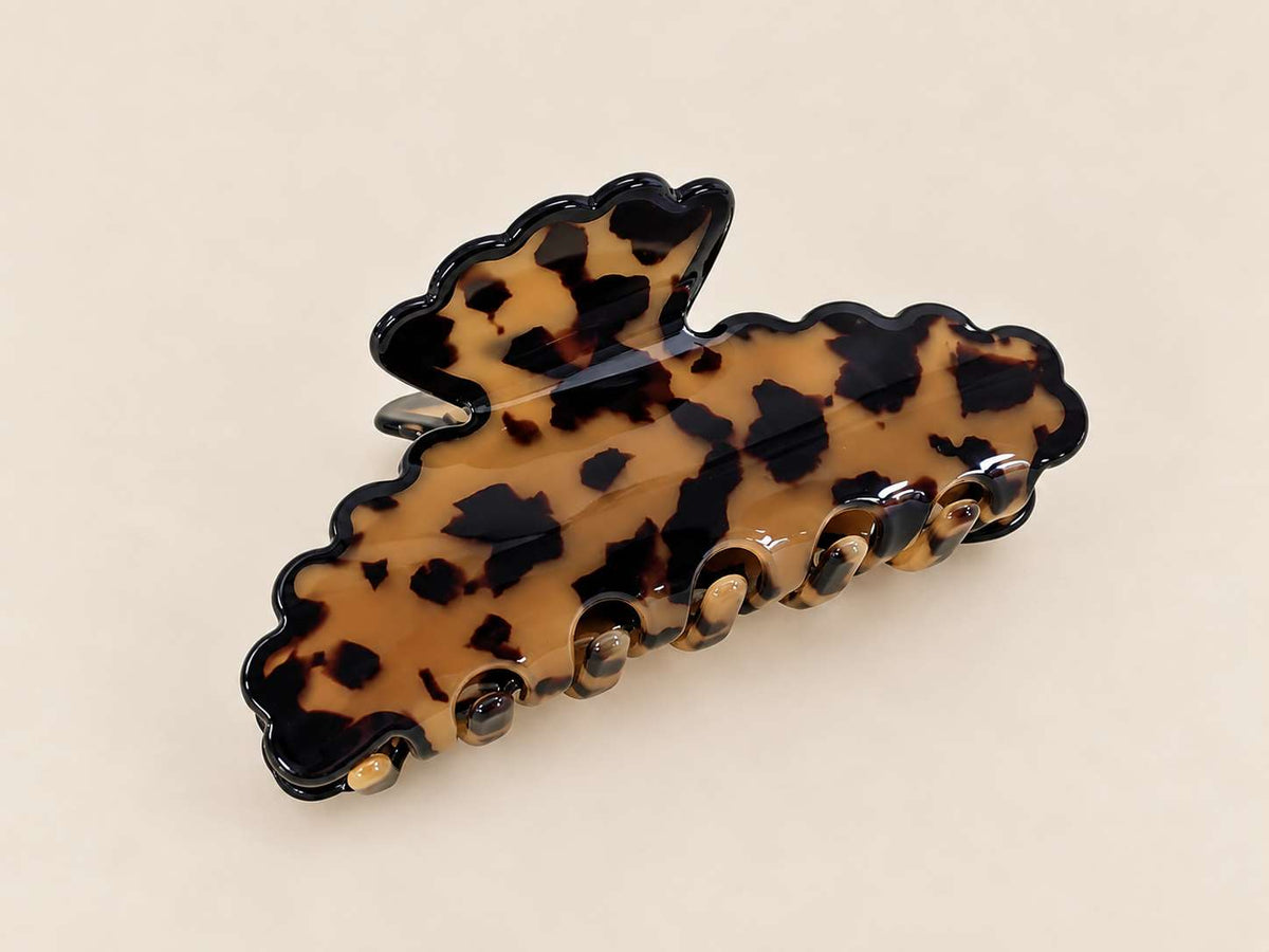Wavy Edge Claw Clip