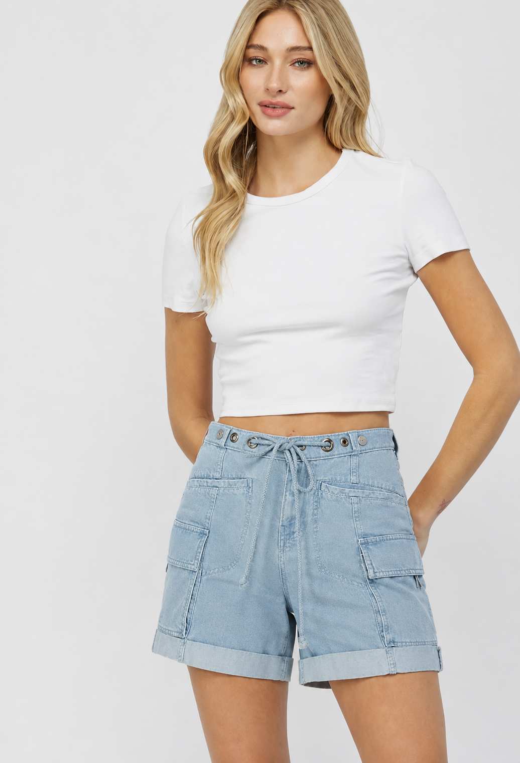Drawstring Elastic Waist Rolled Shorts