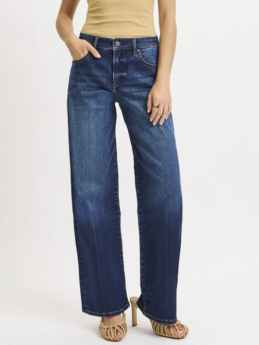 Mid Rise Wide Baggy Jeans