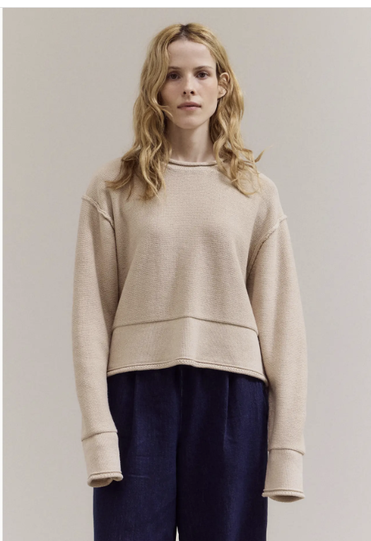 Rolled edge Detail L/S top