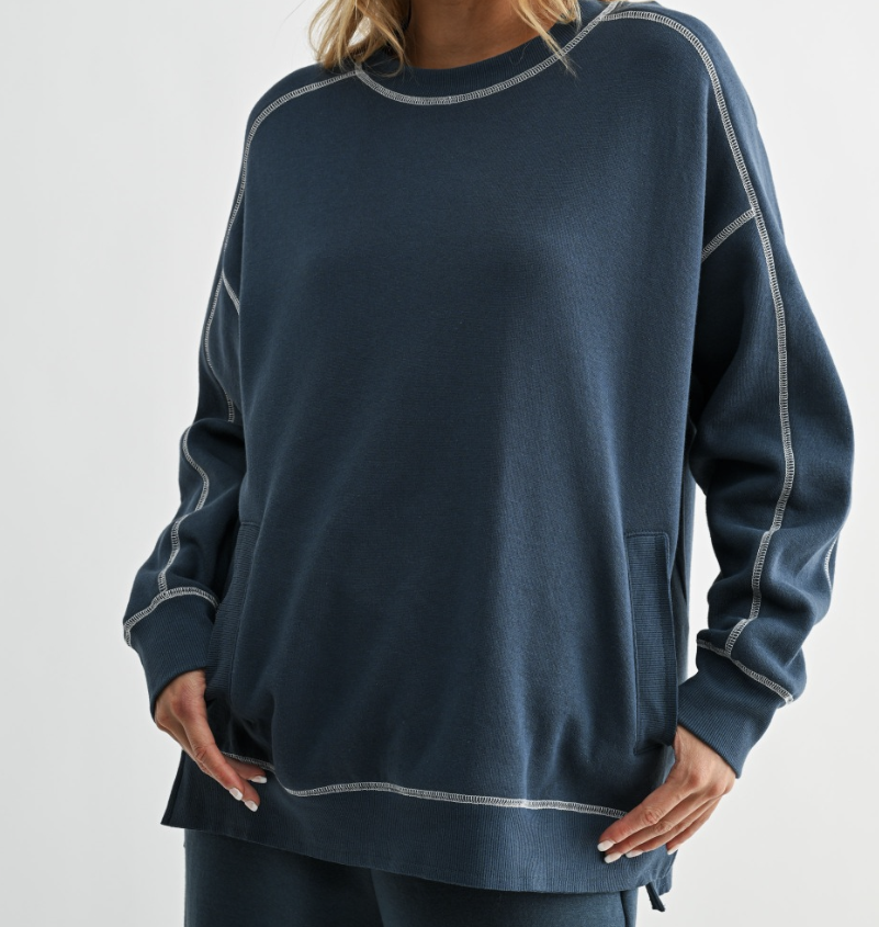 Stitch Line Boxy Crew w/ Pockets