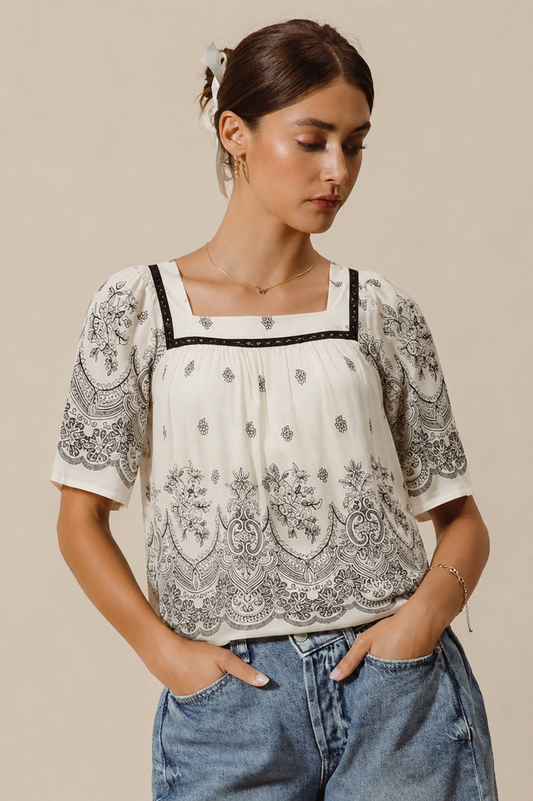 Square neck Flare Sleeve  Print Top